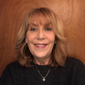 Meet your Posher, Leslie